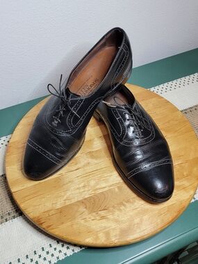 Allen Edmonds Black Leather Cap-Toe Derby Oxfords Winfield